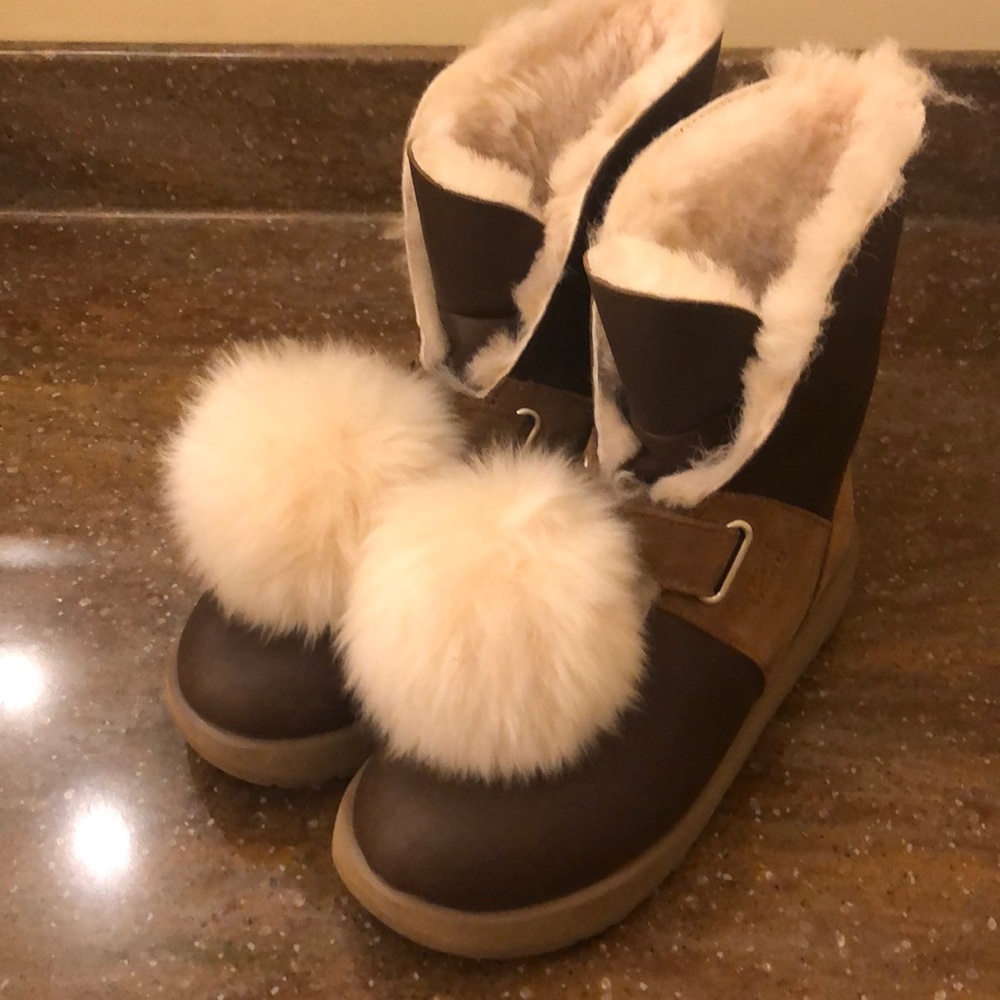 Ugg Pom Pom Boots